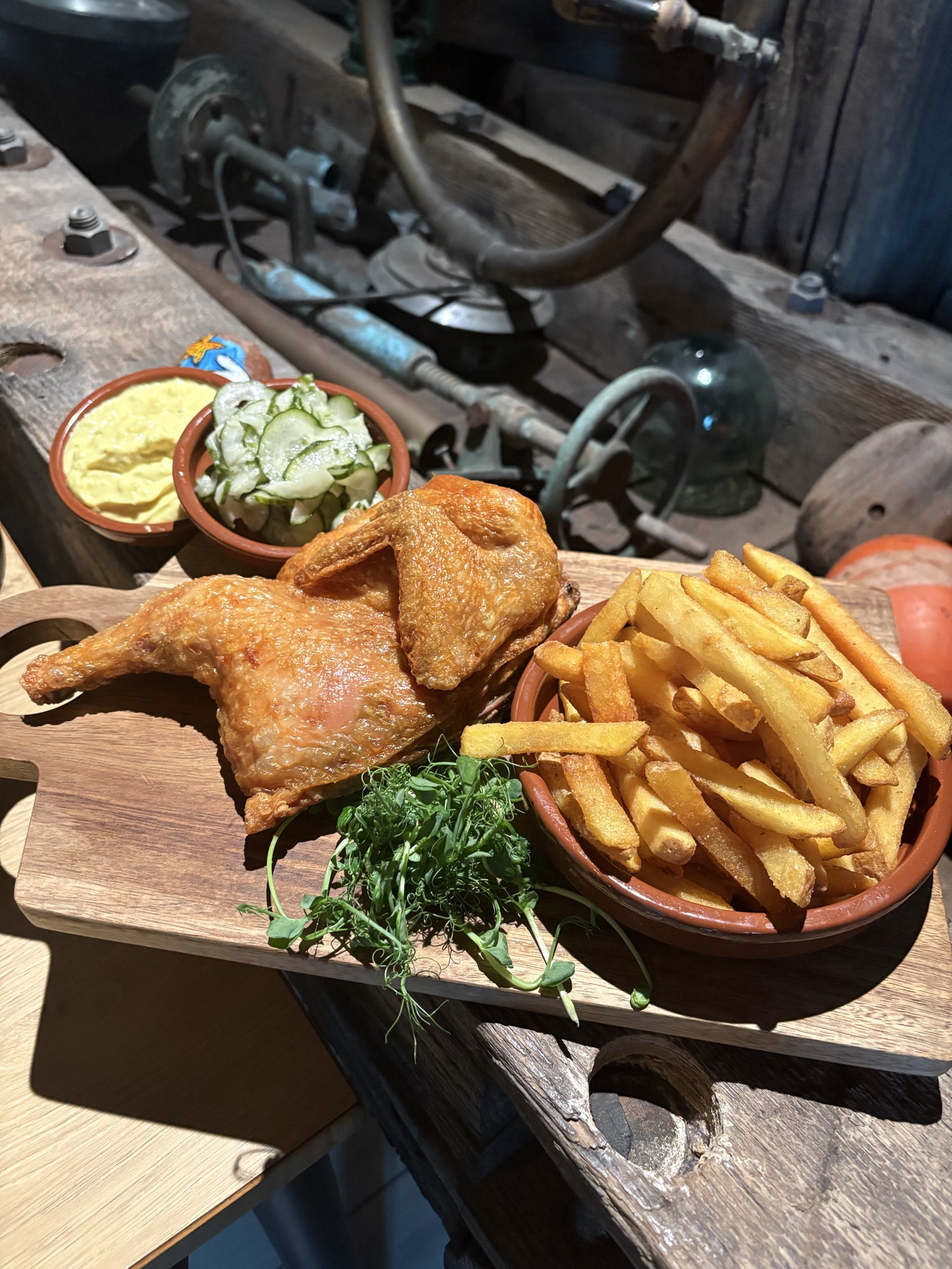 Grillkylling m/pommesfrites